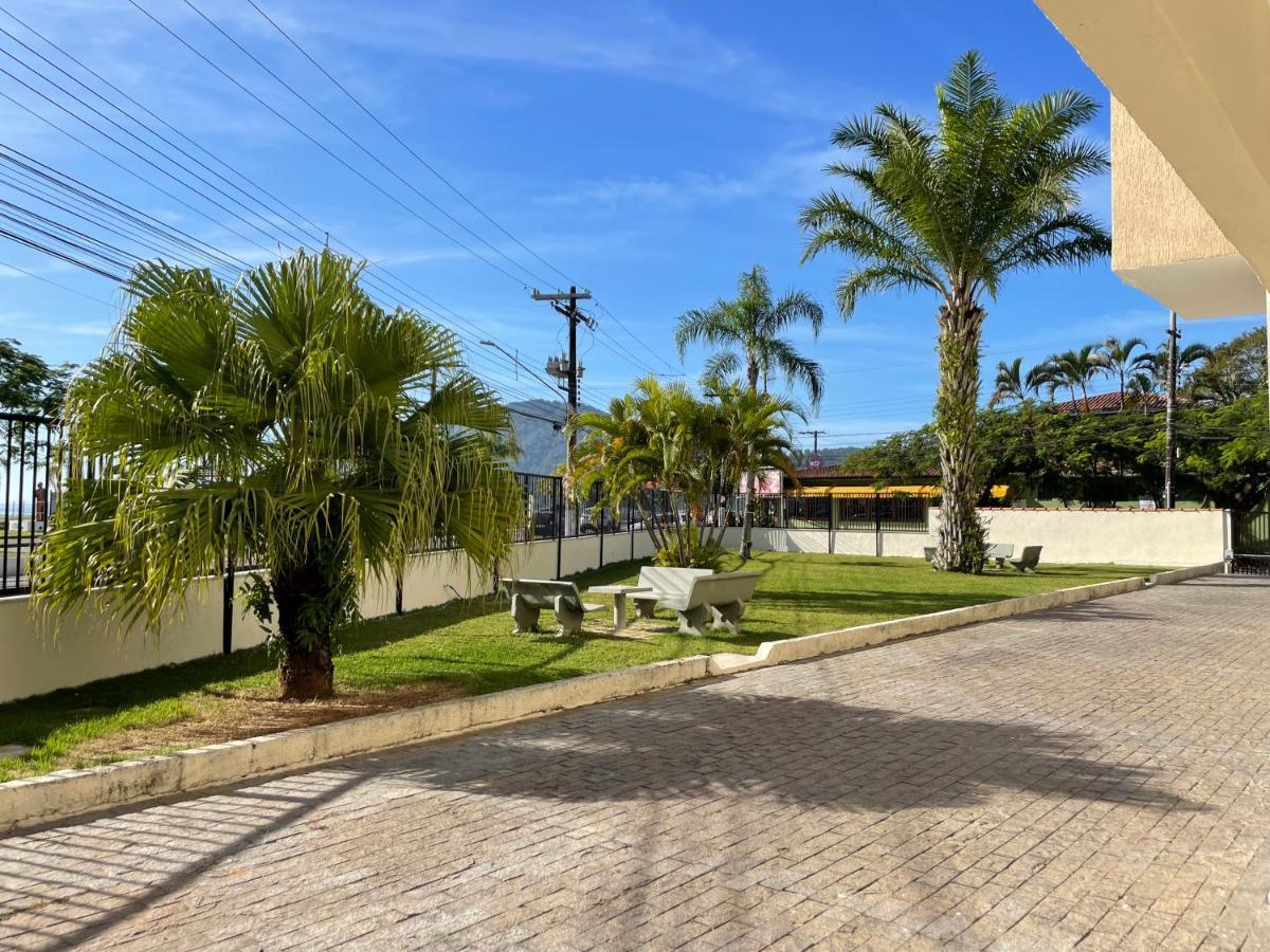 Apartamento Ubatuba, Itagua, Bem Localizado, Duas Vagas De Garagem Екстериор снимка